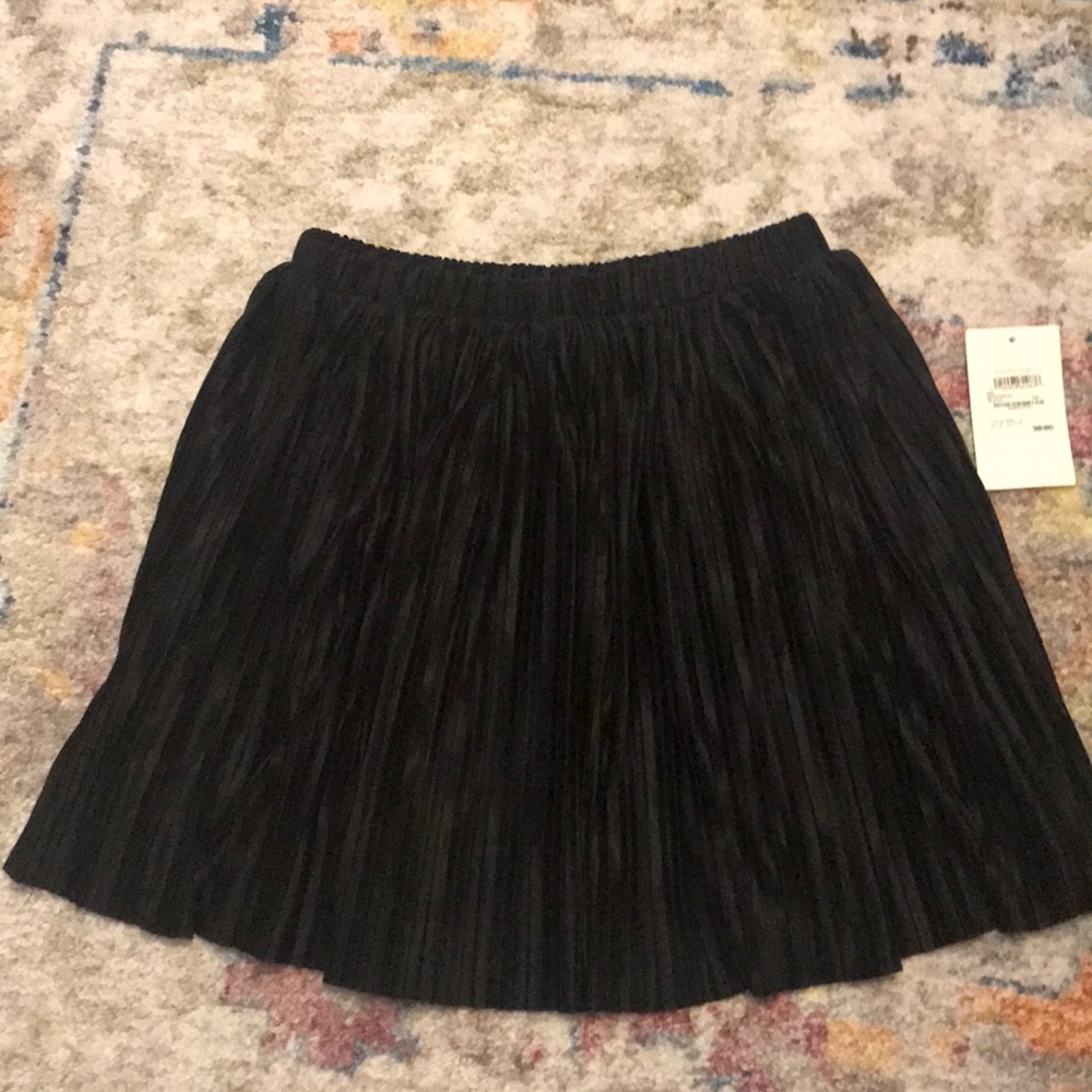 Black skirt never worn